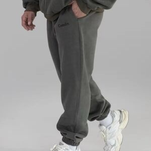 Comfrt Cloud Sweatpants Joggers Charcoal Gray Logo unisex size XL lounge airport